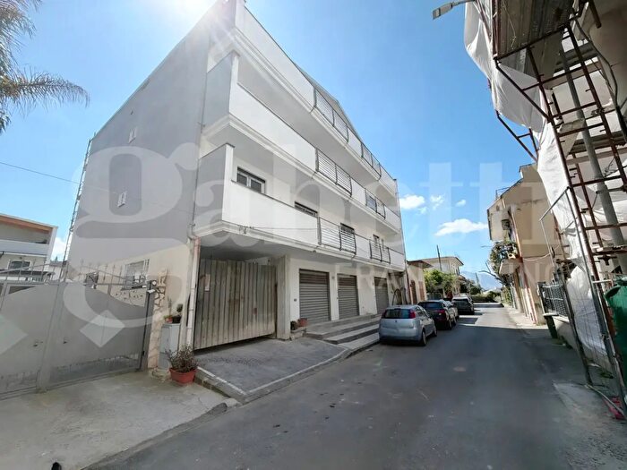 Appartamento trilocale in vendita in Via R Morandi, Poggiomarino