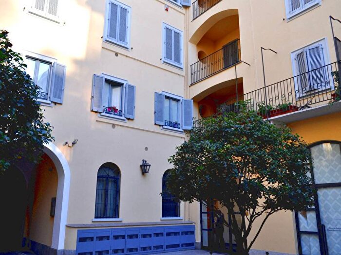 Appartamento bilocale in affitto in Via Marco Polo, Porta Nuova, Milano