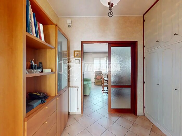 Appartamento quadrilocale in vendita in Via Antoniotto Usodimare, Carpi