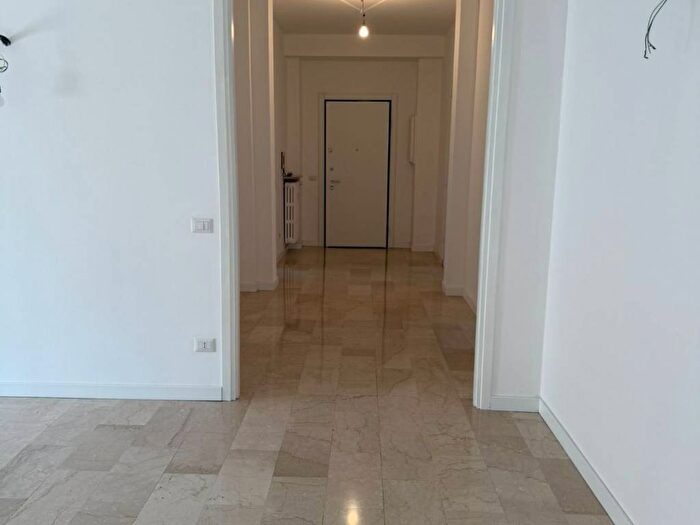 Appartamento quadrilocale in affitto in Via Andrea Costa, San Martino, Novara