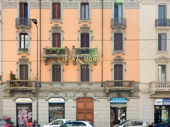 Appartamento bilocale in vendita in Via Luigi Settembrini, Milano