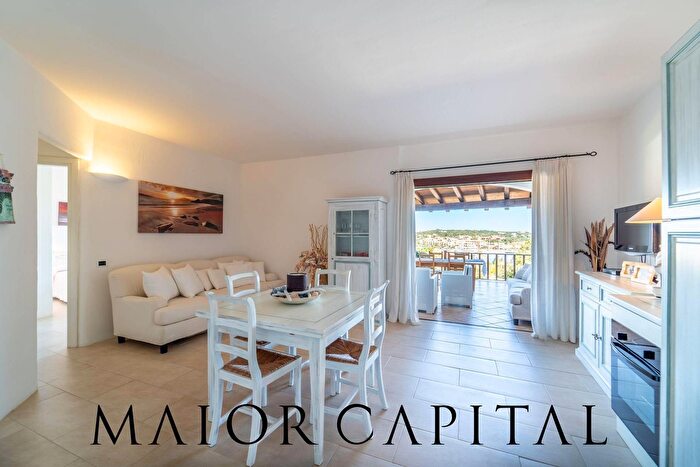 Appartamento trilocale in vendita in Via dellAncora Porto Cervo, Arzachena