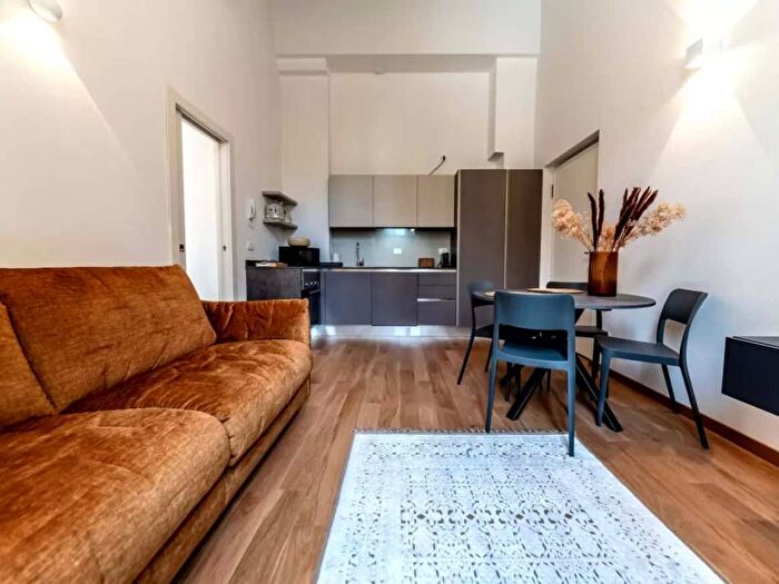 Appartamento bilocale in affitto in Viale Emilio Caldara, Quadronno Crocetta, Milano