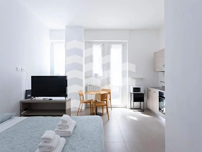 Appartamento monolocale in vendita in Corso di Porta Vittoria, Milano
