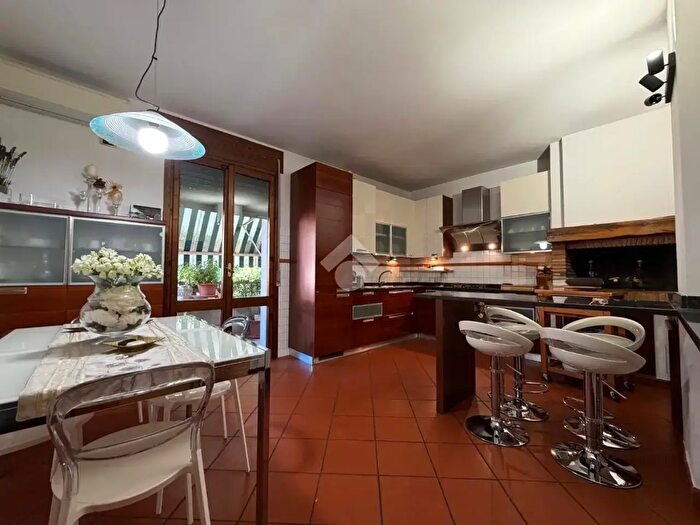 Appartamento con 5 locali in vendita in Viale Giosuè Carducci, Bertinoro