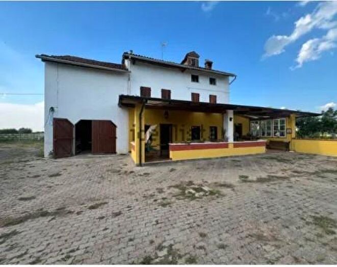 Casa con 8 locali in vendita in Via Piero Boidi, Alessandria