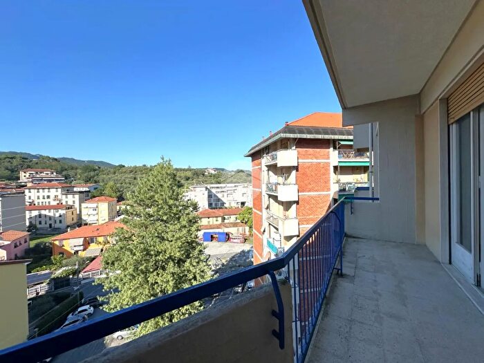 Appartamento trilocale in vendita in Via Luigi Galvani, La Spezia