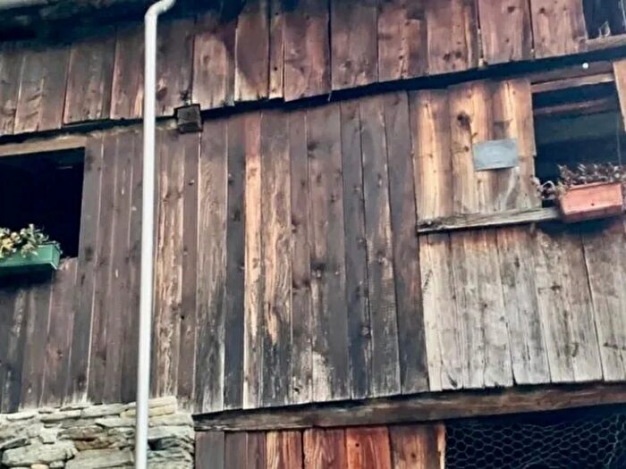 Casa con 9 locali in vendita in Rossa Vercelli Piemonte Italia, Rossa