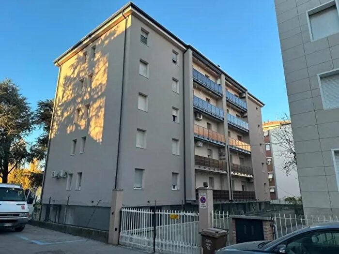 Appartamento trilocale in vendita in Reggio nell'Emilia