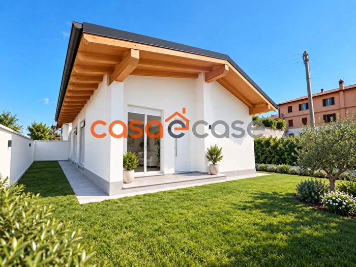 Casa trilocale in vendita in Via Sant'Antonino, Ardea