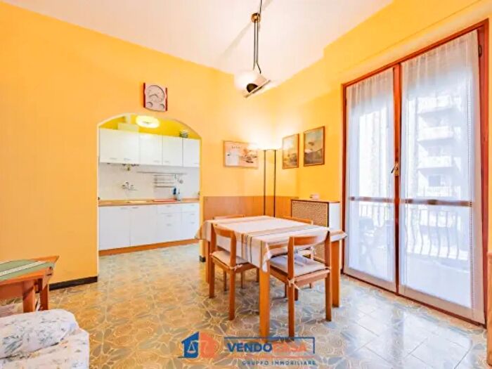 Appartamento bilocale in vendita in Via Milano, Varazze