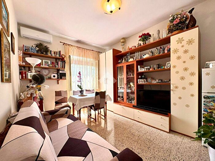 Appartamento bilocale in vendita in Via Pietro Olina, Roma