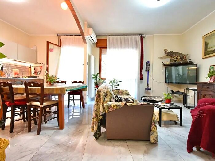 Appartamento trilocale in vendita in Appartamento Viale Mazzini, Santarcangelo Di Romagna
