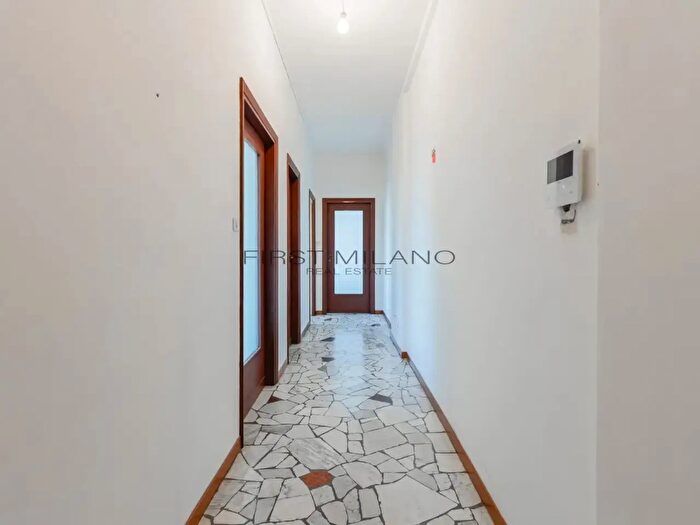 Appartamento bilocale in vendita in Via Zuretti, Milano