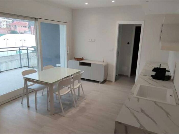 Appartamento bilocale in affitto in Centro, Finale Ligure