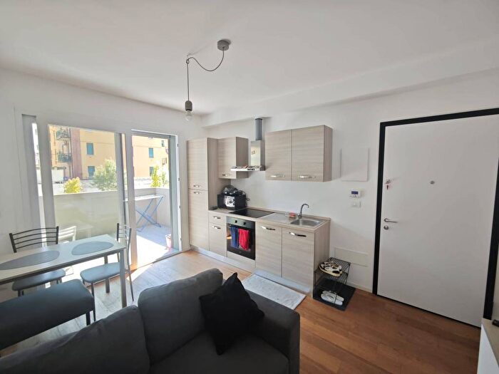 Appartamento bilocale in affitto in Via Jacopo di Paolo, Bolognina, Bologna