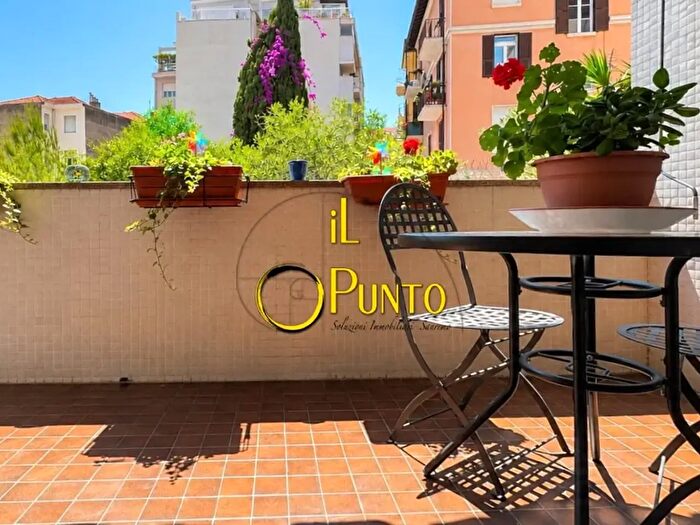 Appartamento trilocale in affitto in Corso Garibaldi, Sanremo