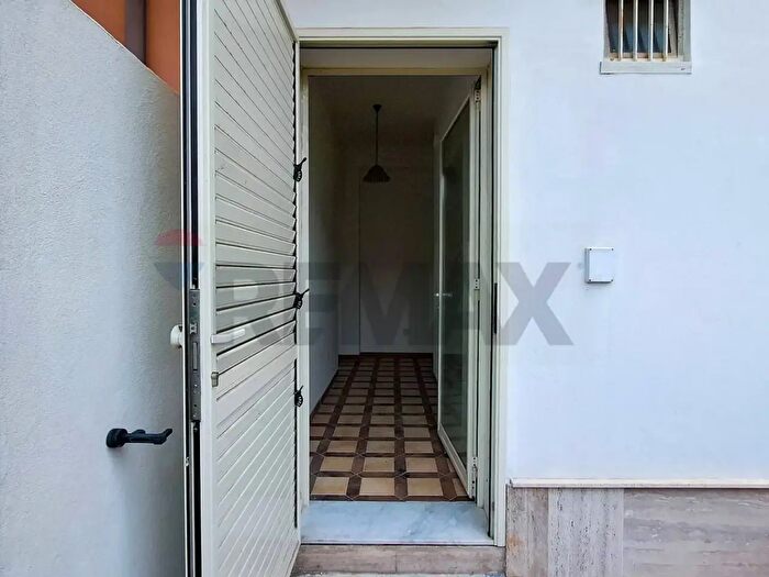 Casa con 5 locali in vendita in Augusta