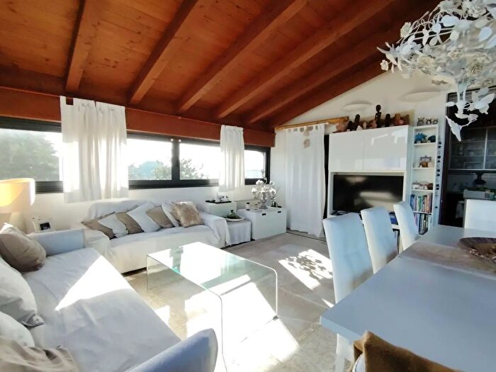 Appartamento con 5 locali in vendita in San Lazzaro Di Savena