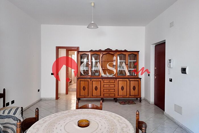 Casa quadrilocale in vendita in Gabriele dAnnunzio, Acquedolci