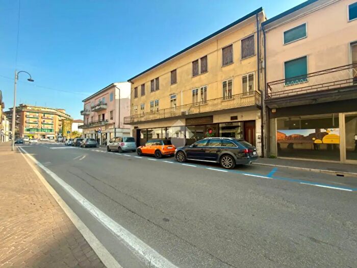 Appartamento con 10 locali in vendita in Via Camporosolo, San Bonifacio
