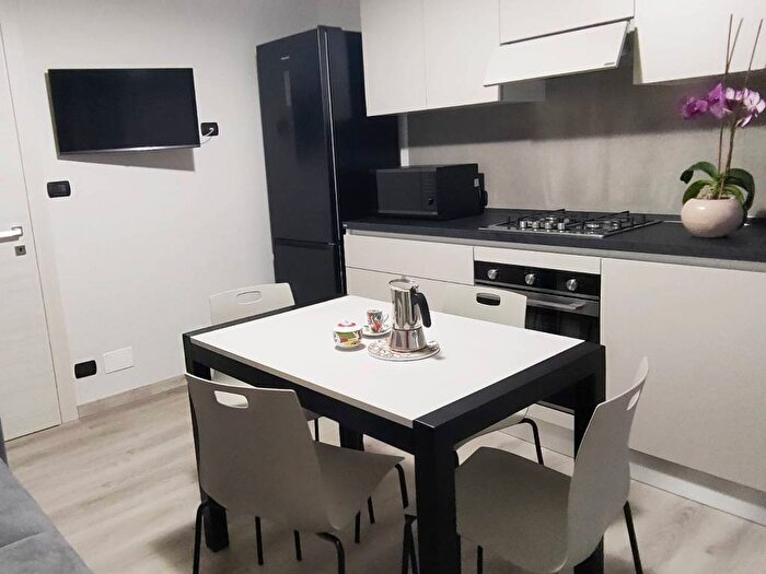 Casa trilocale in affitto in Via Cesare Balbo, Vanchiglia, Torino