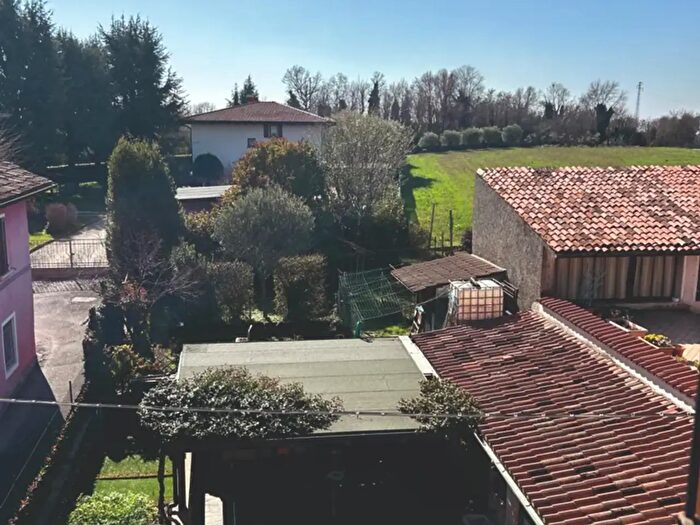 Casa con 6 locali in vendita in Via IV Novembre, Calvagese Della Riviera