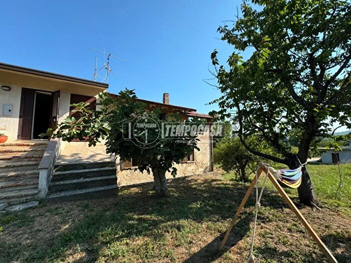 Casa trilocale in vendita in Contrada San Vincenzo, Vacri