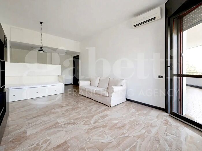 Appartamento bilocale in vendita in Via De Antichi, Monza