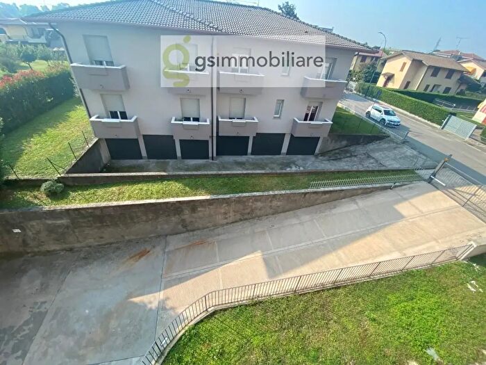 Appartamento in vendita in Via Amendola, Chiari