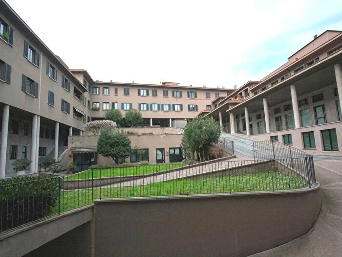 Appartamento bilocale in affitto in Via San Martino, Monza