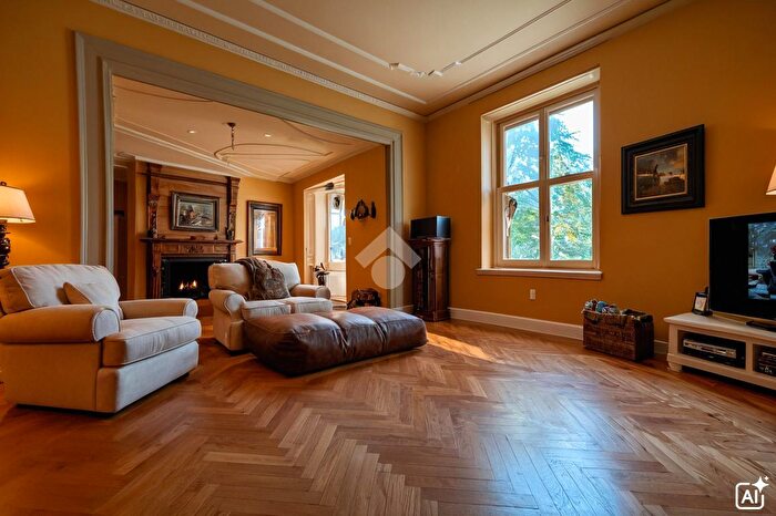 Appartamento con 5 locali in vendita in Corso Dante, Asti