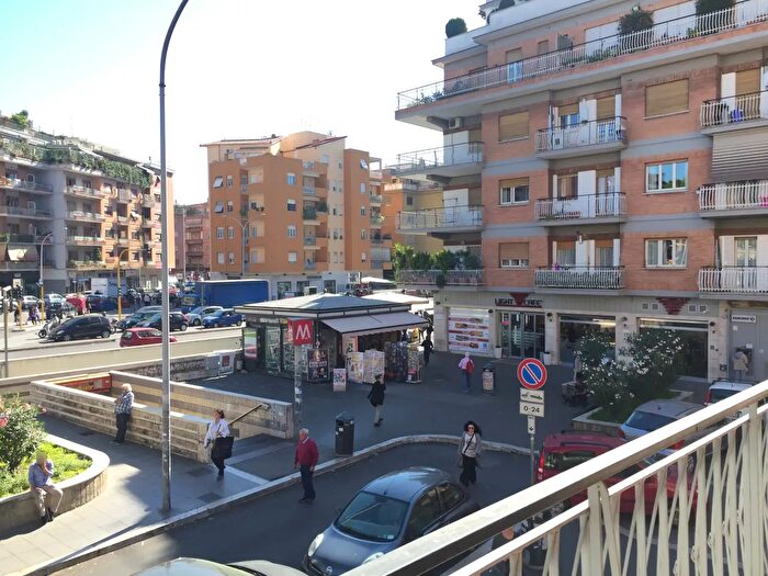 Appartamento bilocale in affitto in Piazza dei Giureconsulti, Roma