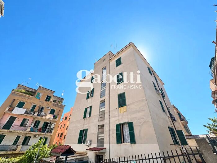 Appartamento bilocale in vendita in Via delle Ginestre, Roma