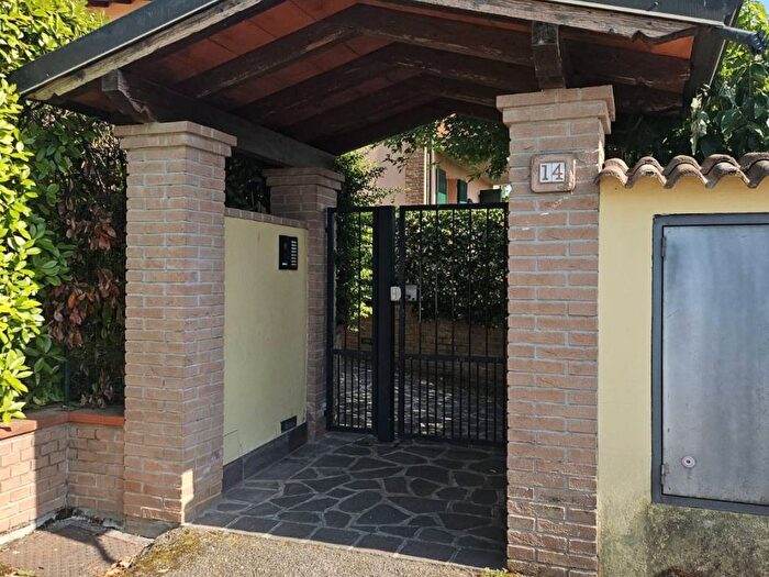 Appartamento trilocale in affitto in Via Castello, San Giovanni in Croce