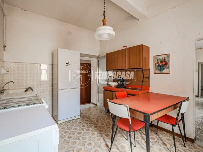 Appartamento trilocale in vendita in Correggio