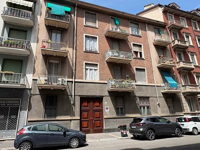 Appartamento bilocale in affitto in Via Domodossola, Parella, Torino
