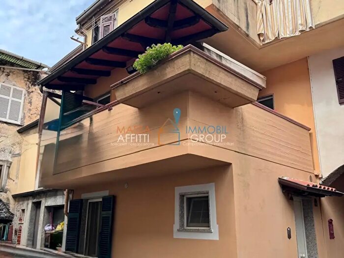 Appartamento con 5 locali in vendita in Via Magenta, Massa