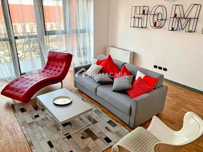 Appartamento trilocale in affitto in Via Carlo De Angeli, Milano