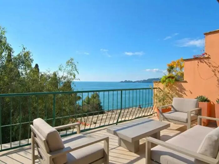 Appartamento trilocale in vendita in Via Aurelia, Zoagli