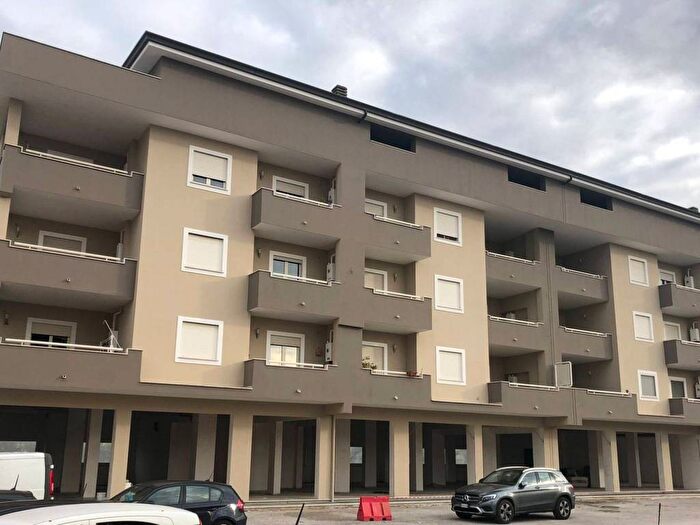 Appartamento bilocale in affitto in Via Roma, Telese Terme