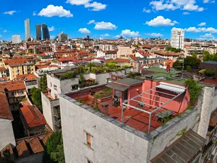 Appartamento quadrilocale in vendita in Via Aleardo Aleardi, Milano