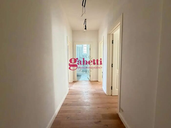 Appartamento trilocale in vendita in Firenze