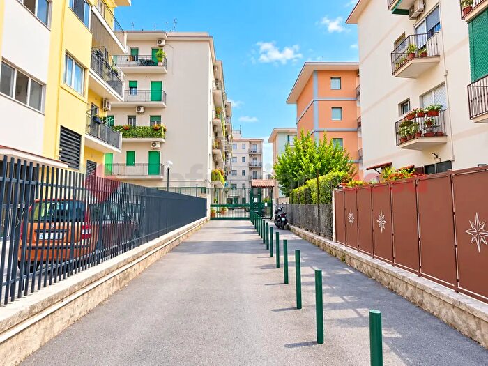Appartamento bilocale in vendita in Corso Umberto, San Giorgio A Cremano