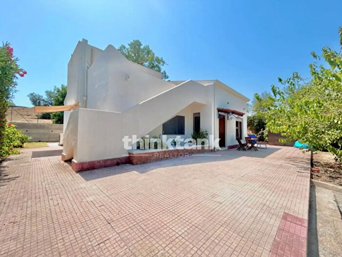 Casa con 8 locali in vendita in Contrada Campolato Snc, Augusta