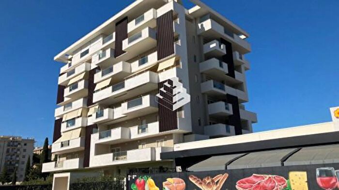 Appartamento bilocale in vendita in Roma