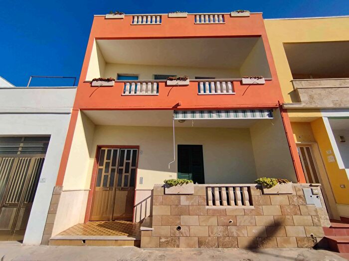 Casa con 6 locali in vendita in Torre San Giovanni, Ugento