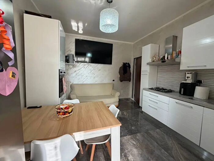 Appartamento trilocale in vendita in VII Traversa Via Padula, Casoria