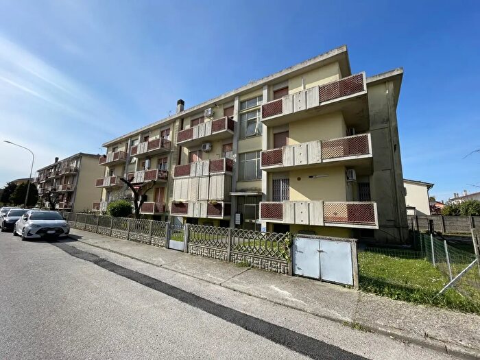 Appartamento trilocale in vendita in Via Turati, Occhiobello