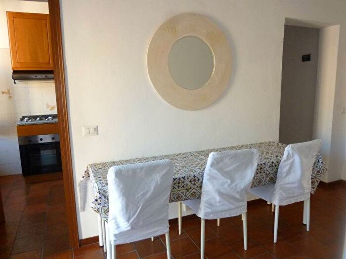 Appartamento quadrilocale in affitto in Via Monte Palombino, Santa Giulia, Milano